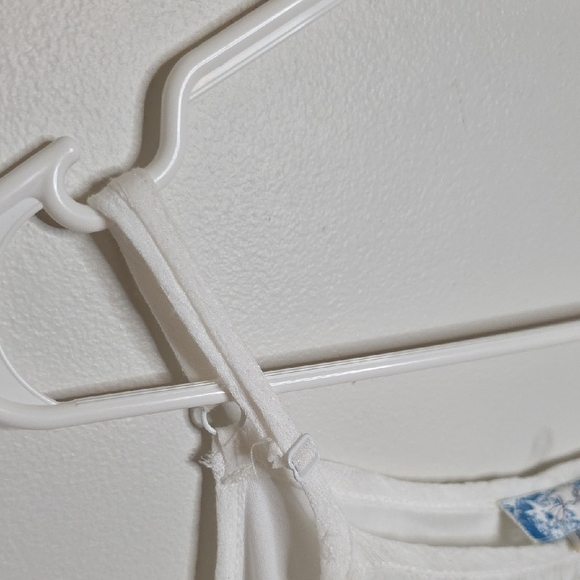 J. Gee Boho White Dress with Lace Accents - Picture 4 of 5